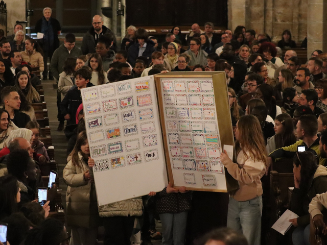 Le livre des signatures d'enfants